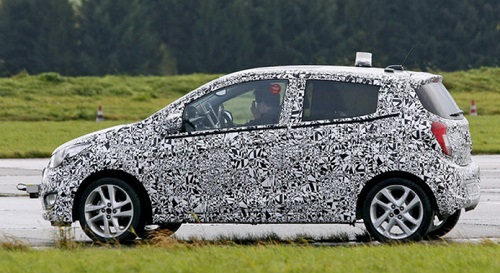 Фотошпионы засняли новый Opel Karl