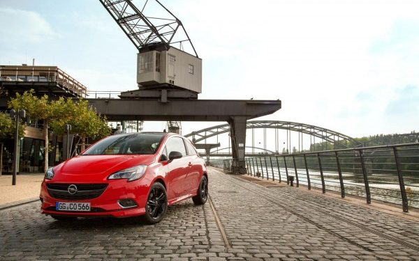 Презентация 2015 Opel Corsa окончилась критикой в адрес дизайна автомобиля