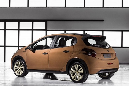 На автошоу в Сан-Пауло Peugeot представила два концепта 208