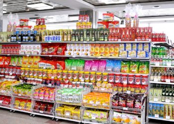 Стало известно, чем могут грозить продукты питания и обихода
