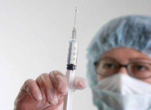 В России испытают на добровольцах вакцину от СПИДа