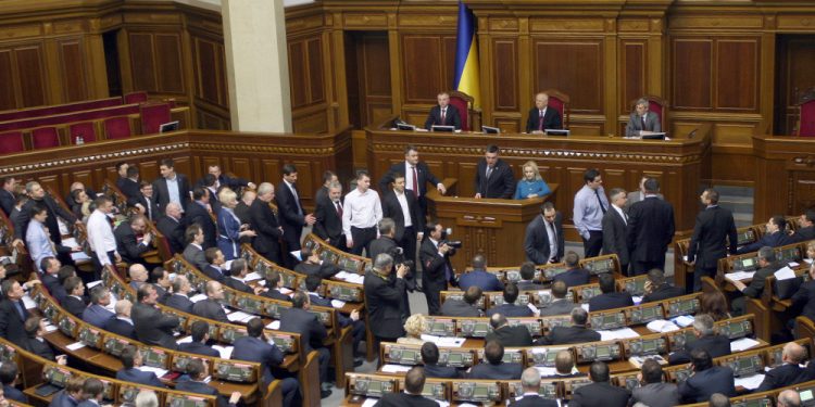 Рада упростила процедуру получения наследства для украинцев