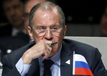 Лавров считает, что российских войск в Украине нет