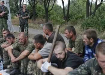 Террористы захватили в плен группу переговорщиков из Украины