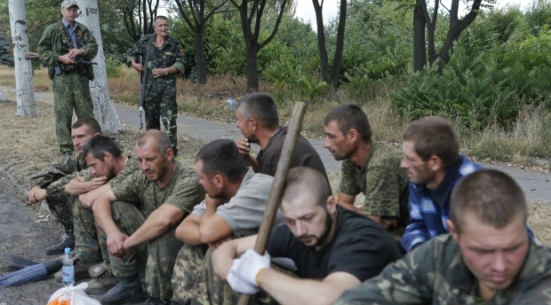 Террористы захватили в плен группу переговорщиков из Украины
