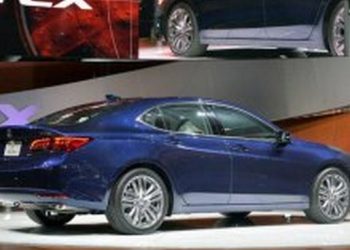 Компания Acura продала в США 4890 бизнес-седанов TLX
