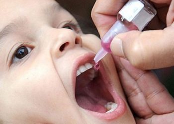 Турция проводит у себя кампанию по вакцинации детей от полиомиелита