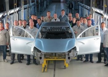 Фото первого кузова LADA Vesta появилось в Интернете