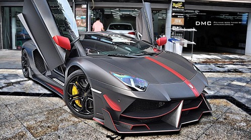 Представлен шикарный Lamborghini Aventador Edizione GT