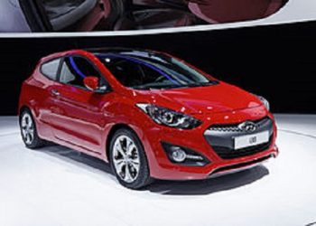 Hyundai i30 оснастят "роботом" и 3-цилиндровым мотором