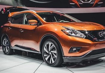 С конвейера сошла первая партия кроссоверов Nissan Murano 2015 модельного года