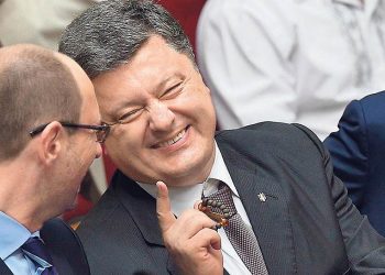 Порошенко может “отдать” должность главы СНБО “Народному фронту”, – СМИ