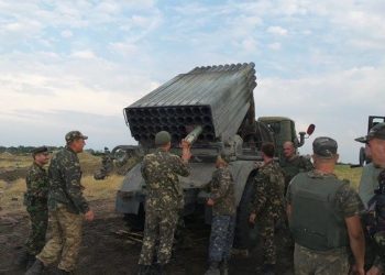 Украинская артиллерия 36 раз атаковала боевиков, противник понес серьезные потери