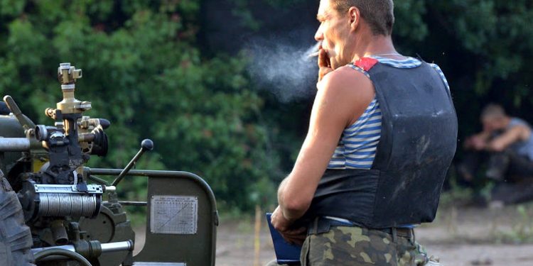 Семеро погибших, десятки раненных: ситуация в зоне АТО на 15 ноября