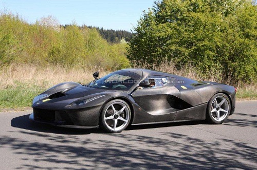 Внешность 1050-сильного Ferrari LaFerrari XX рассекретили за месяц до дебюта