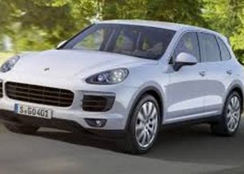 Porsche Cayenne S E-Hybrid получил гибридный мотор