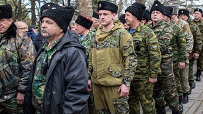 Российские «казаки» зачищают Донбасс от местных боевиков