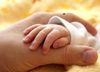 Очнувшись от комы, женщина родила ребенка