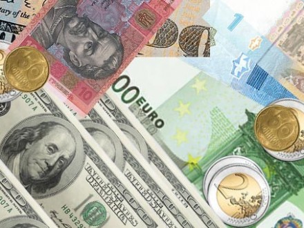 Курс гривны по НБУ снова побил исторический минимум