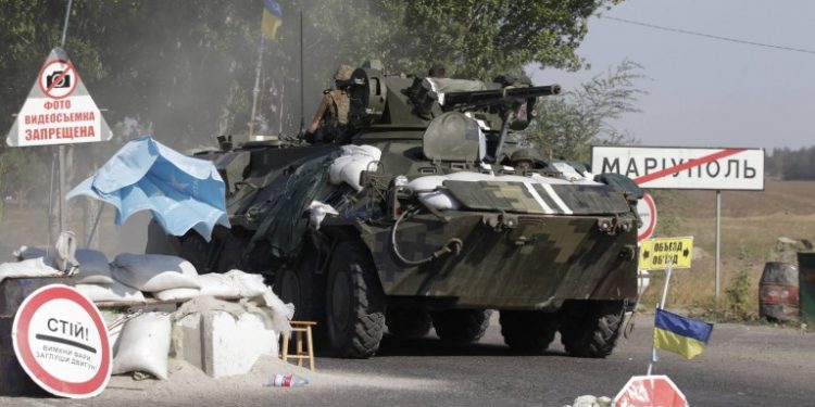 Уничтожены огневые позиции террористов под Мариуполем