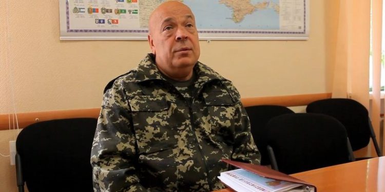 На выезде из Станицы Луганской идет бой - Москаль