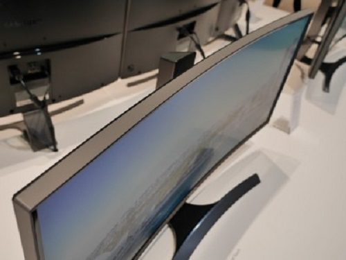 Анонсирован выход изогнутого монитора с разрешением Ultra WQHD