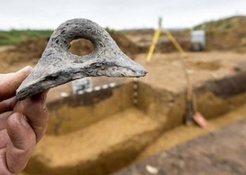 Археологам удалось раскопать деревню, которой больше 7 тысяч лет