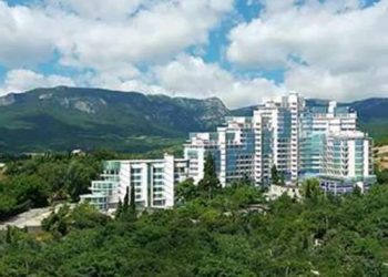 Крымская недвижимость продолжает дешеветь