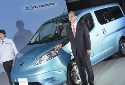 Nissan презентовала два электромобиля-фургона