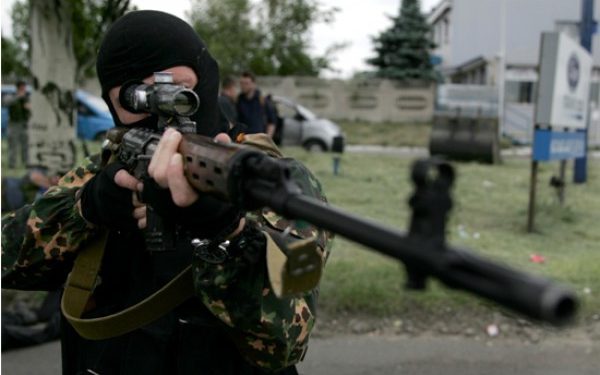 За ночь боевики совершили 13 обстрелов, ранено трое бойцов