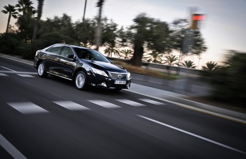 Toyota отзывает более 100 тыс Camry из-за дефекта подвески