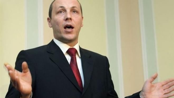 Парубий не хочет, чтобы присягу нардепов зачитывал Звягильский