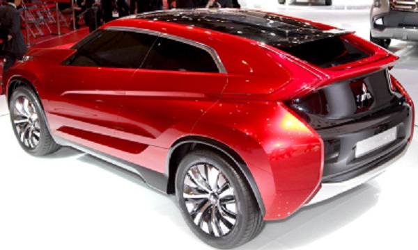 Mitsubishi XR-PHEV привезли в Токио