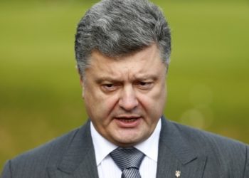 Украине еще рано вступать в НАТО, - Порошенко
