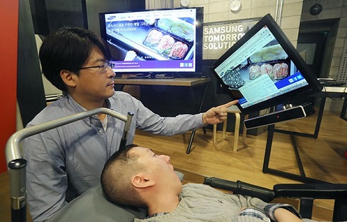 Samsung EYECAN+ дает возможность управлять компьютером взглядом