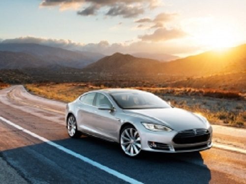 Tesla объявила об отзыве автомобилей