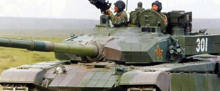 Россия продолжает перебрасывать военную технику на Донбасс