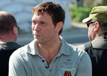«Новоросс» Царев зовет на помощь Азарова
