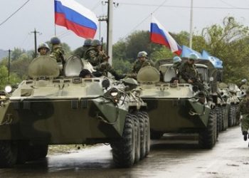 НАТО: Россия наращивает свои войска на границе с Украиной