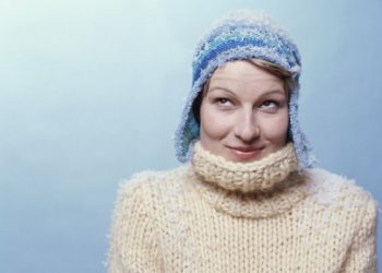 Эксперты: зимой женщины больше набирают вес