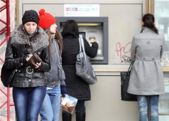 Белорус стал миллионером благодаря ошибке банковского терминала