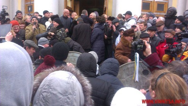 В Виннице «свободовцы» на вече «избрали» нового губернатора