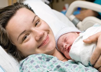 Специалисты посоветовали, как хорошо выглядеть после родов