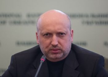 Турчинов рассказал о планах частичной мобилизации на 2015 год