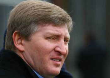 Люди Ахметова избили сотрудника  «Дорожного контроля»