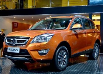 Официально представлен кроссовер «BAIC Senova X65»