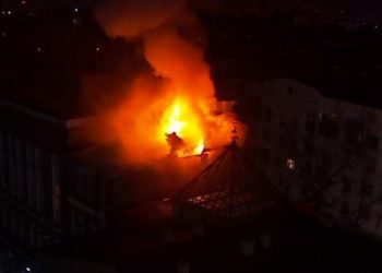 В Киеве горел банк близкого друга Януковича