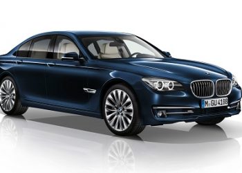 BMW 7-Series обновят дополнительными опциями