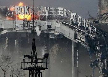 В аэропорту Донецка продолжаются бои, старый терминал почти разрушен