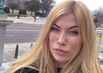 23-х летняя депутат Ледовских решила сдать мандат - СМИ